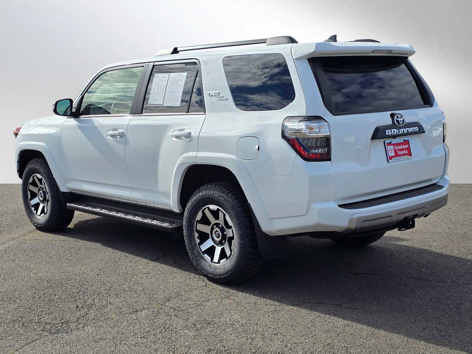 Certified 2024 Toyota 4Runner TRD Off-Road Premium image 6
