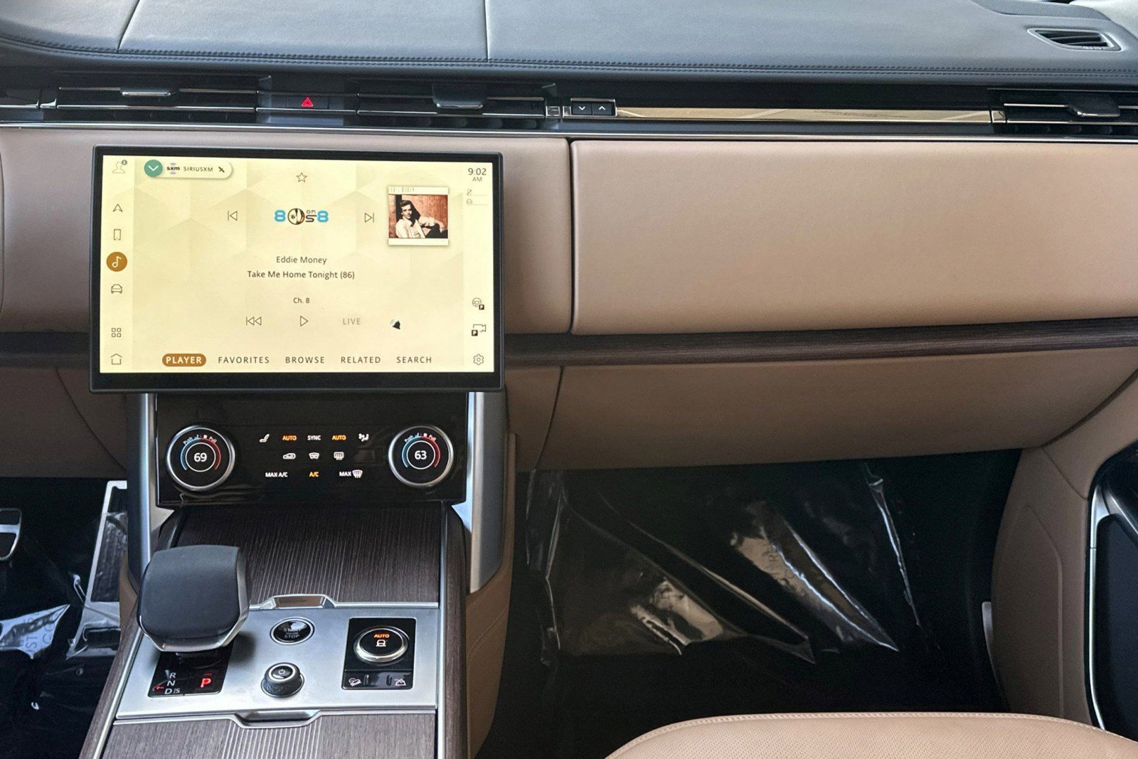 Certified 2023 Land Rover Range Rover Long Wheelbase Autobiography image 31