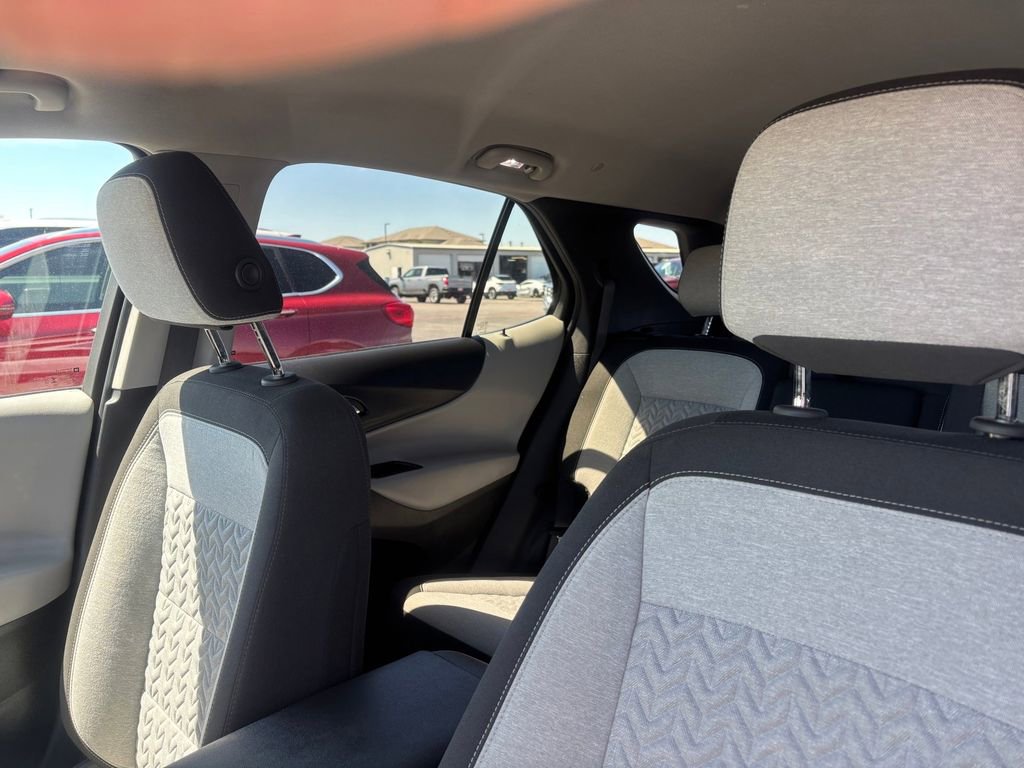 Used 2023 Chevrolet Equinox LT AWD/4WD image 11