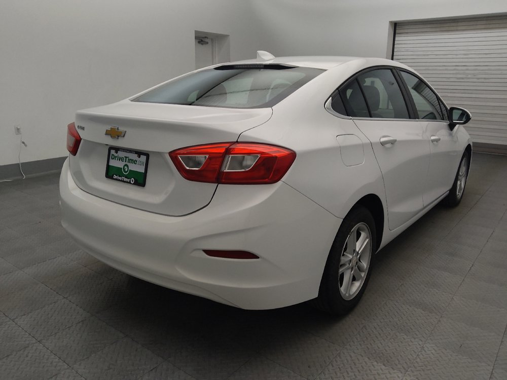 Used 2017 Chevrolet Cruze LT FWD image 9