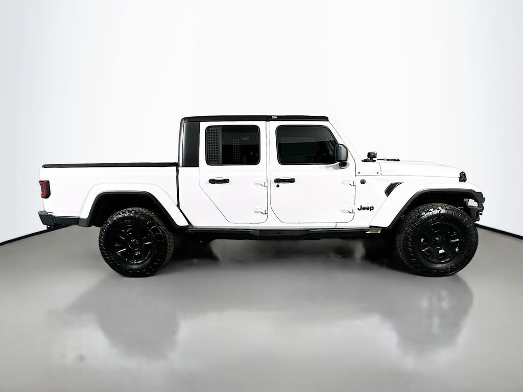 Used 2024 Jeep Gladiator Sport image 7