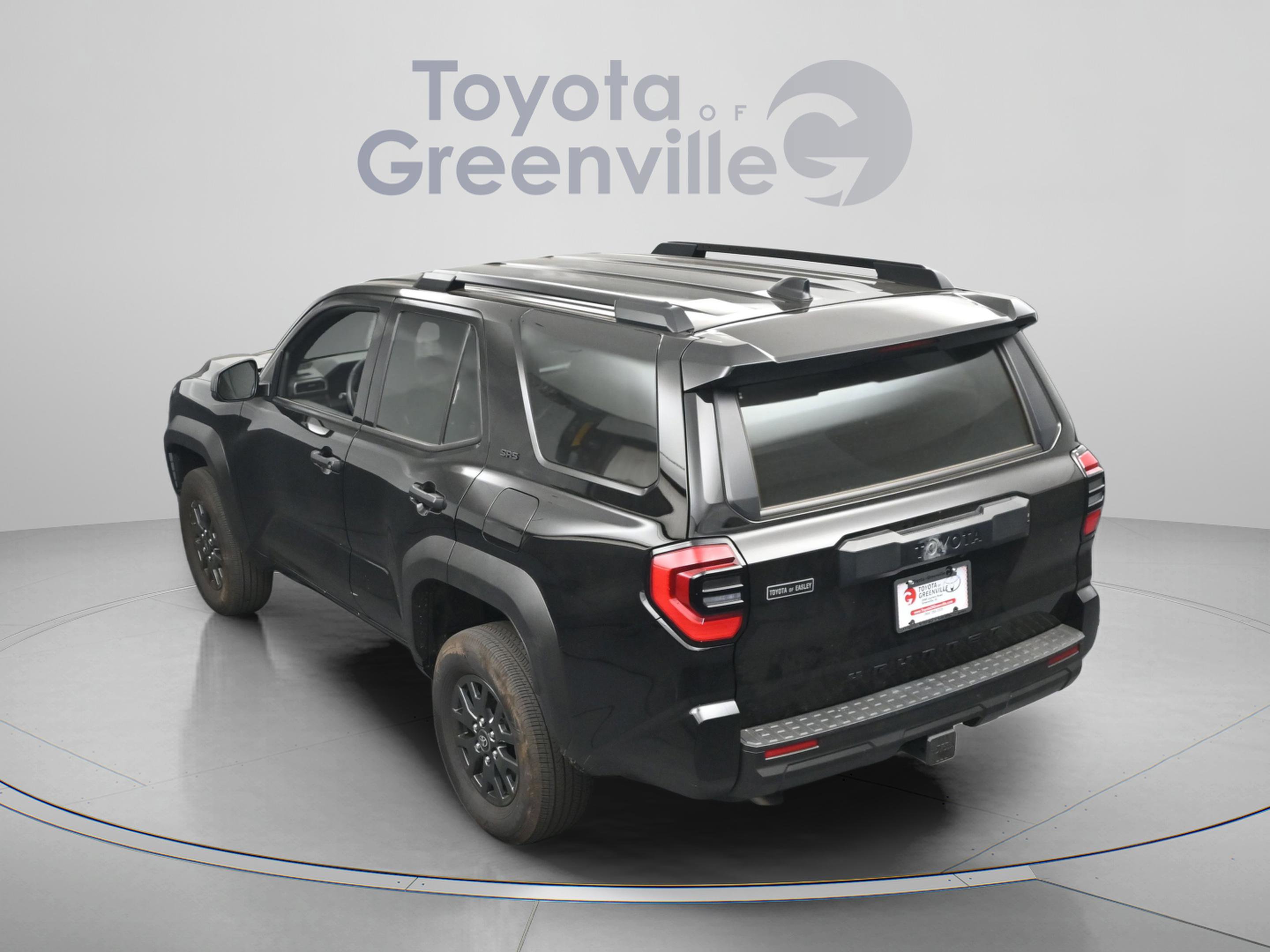Used 2025 Toyota 4Runner SR5 AWD/4WD image 9