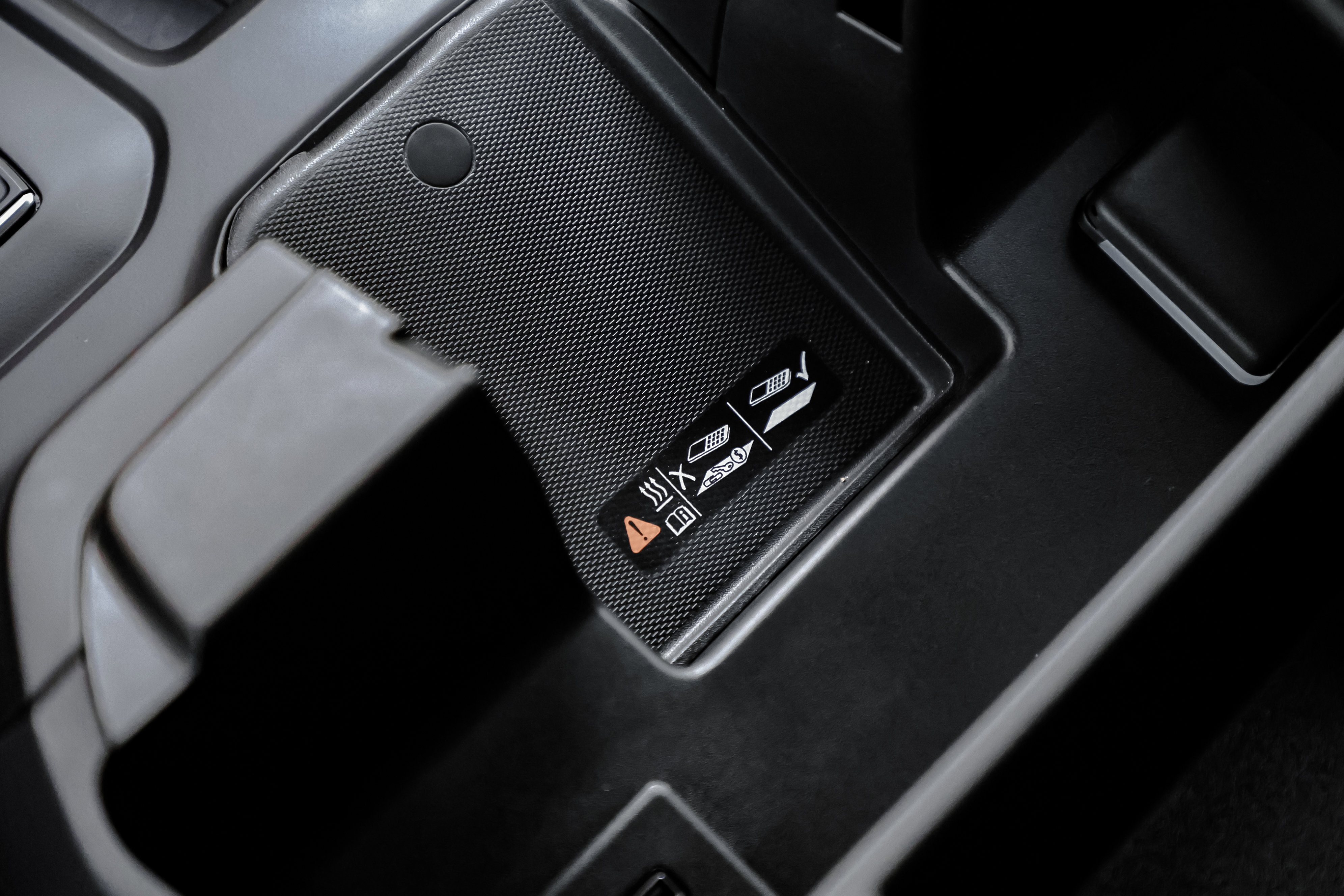 Certified 2024 GMC Sierra 1500 AT4 w/ AT4 Premium Package image 32