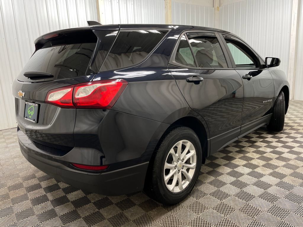 Certified 2021 Chevrolet Equinox LS w/ LS Convenience Package FWD image 16