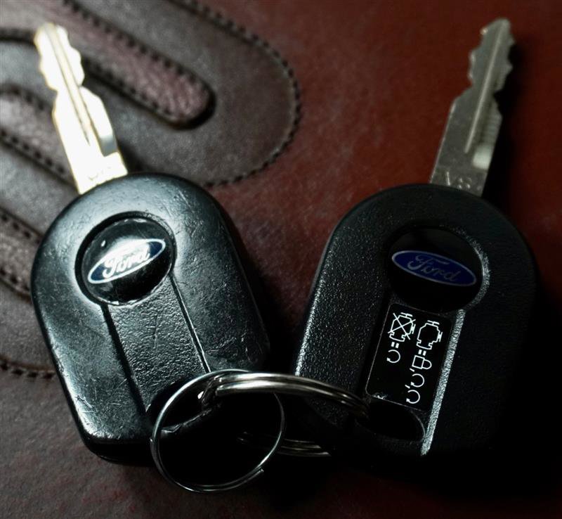 Used 2014 Ford F150 King Ranch w/ King Ranch Luxury Package image 32