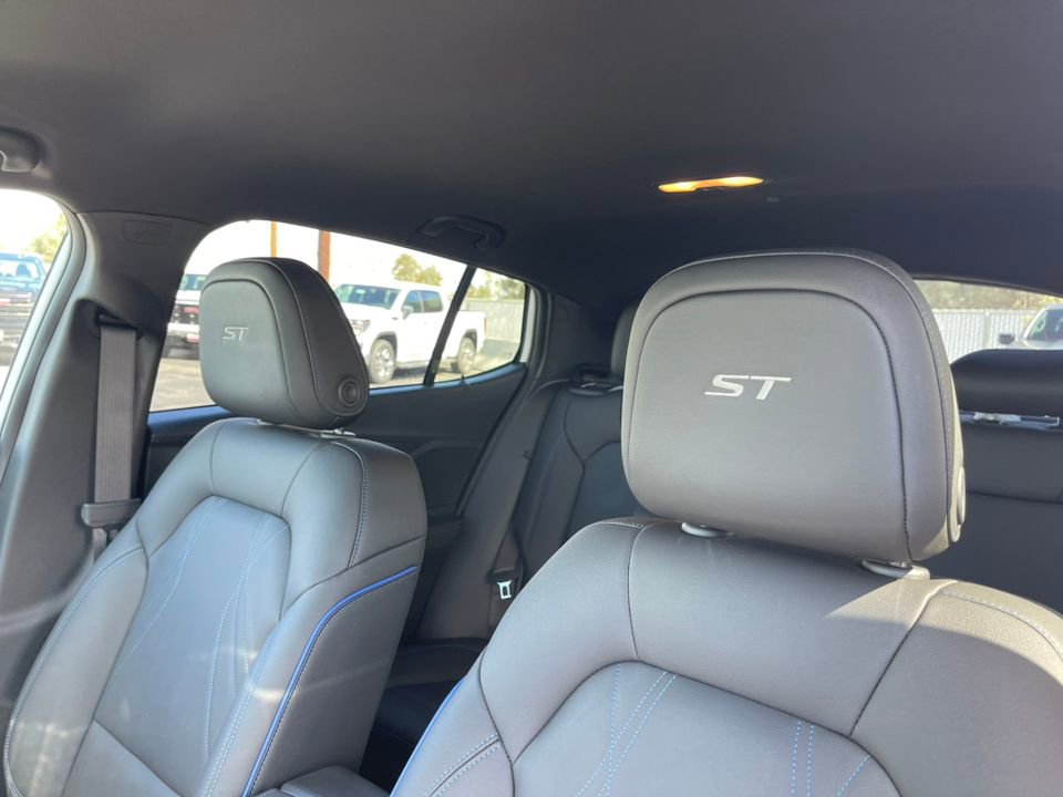 New 2026 Buick Envista Sport Touring w/ Convenience I Package image 10