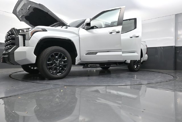 New 2026 Toyota Tundra Platinum AWD/4WD image 37