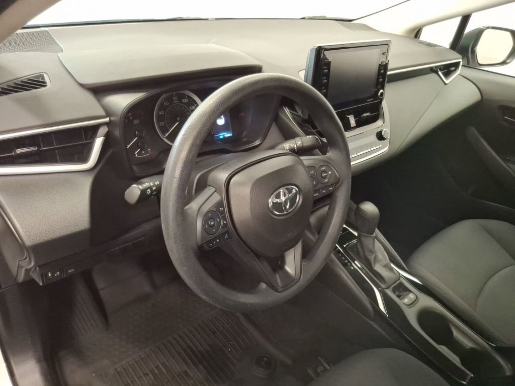Used 2022 Toyota Corolla LE w/ LE Convenience Package image 16