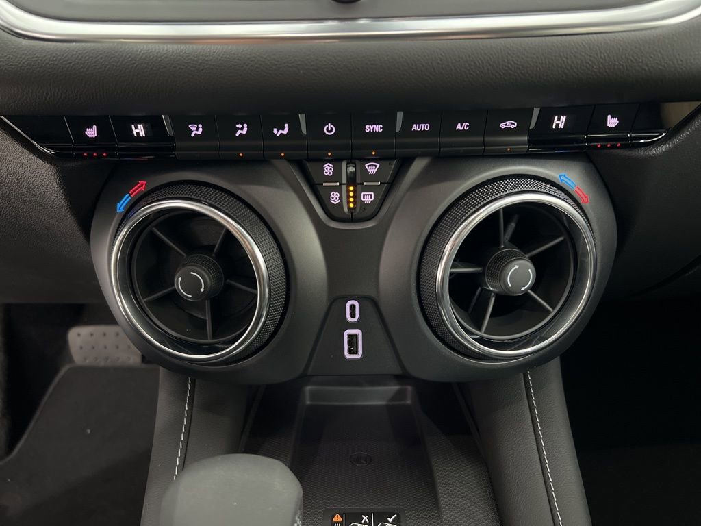 New 2026 Chevrolet Blazer LT w/ Convenience Package FWD image 16