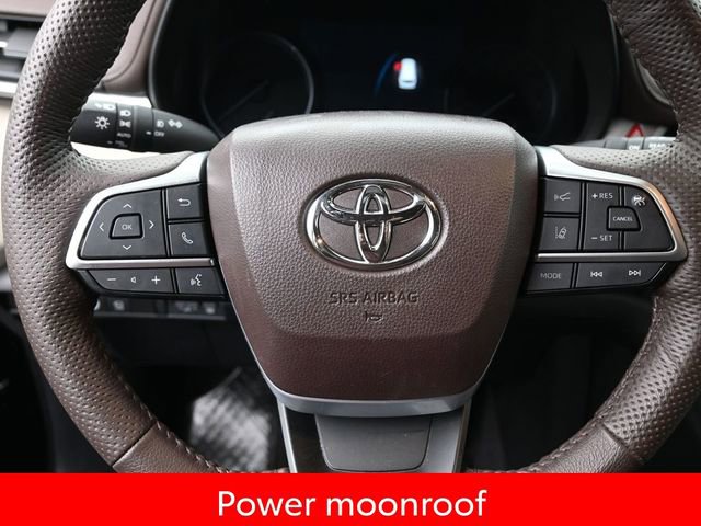 Certified 2024 Toyota Sienna Platinum image 12