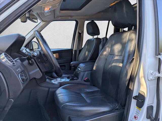 Used 2016 Land Rover LR4 HSE image 5