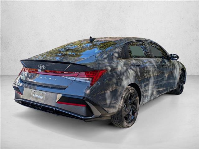 New 2026 Hyundai Elantra SEL Sport Premium image 2