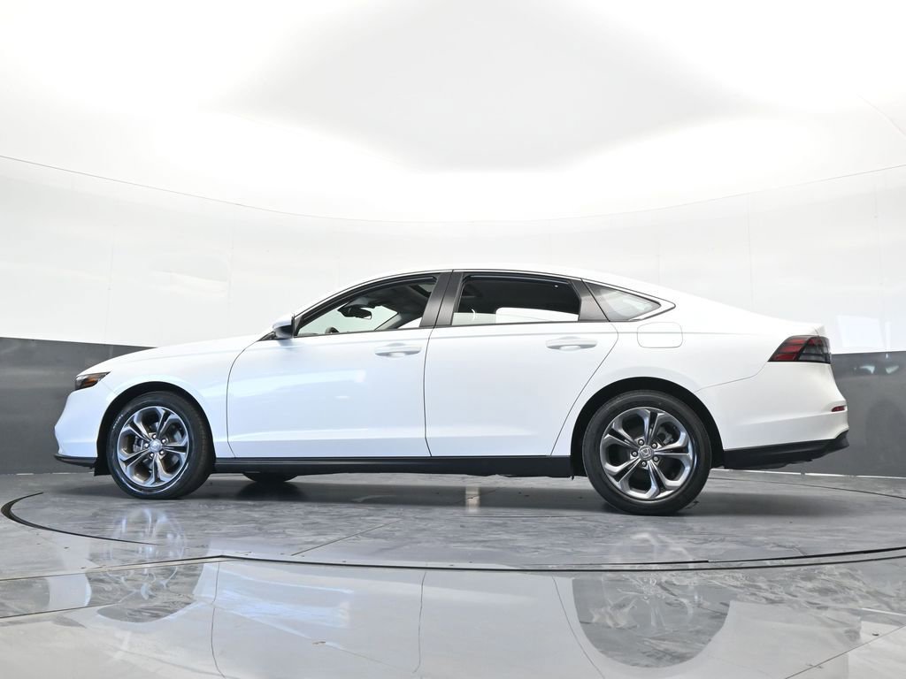 Used 2023 Honda Accord EX image 58