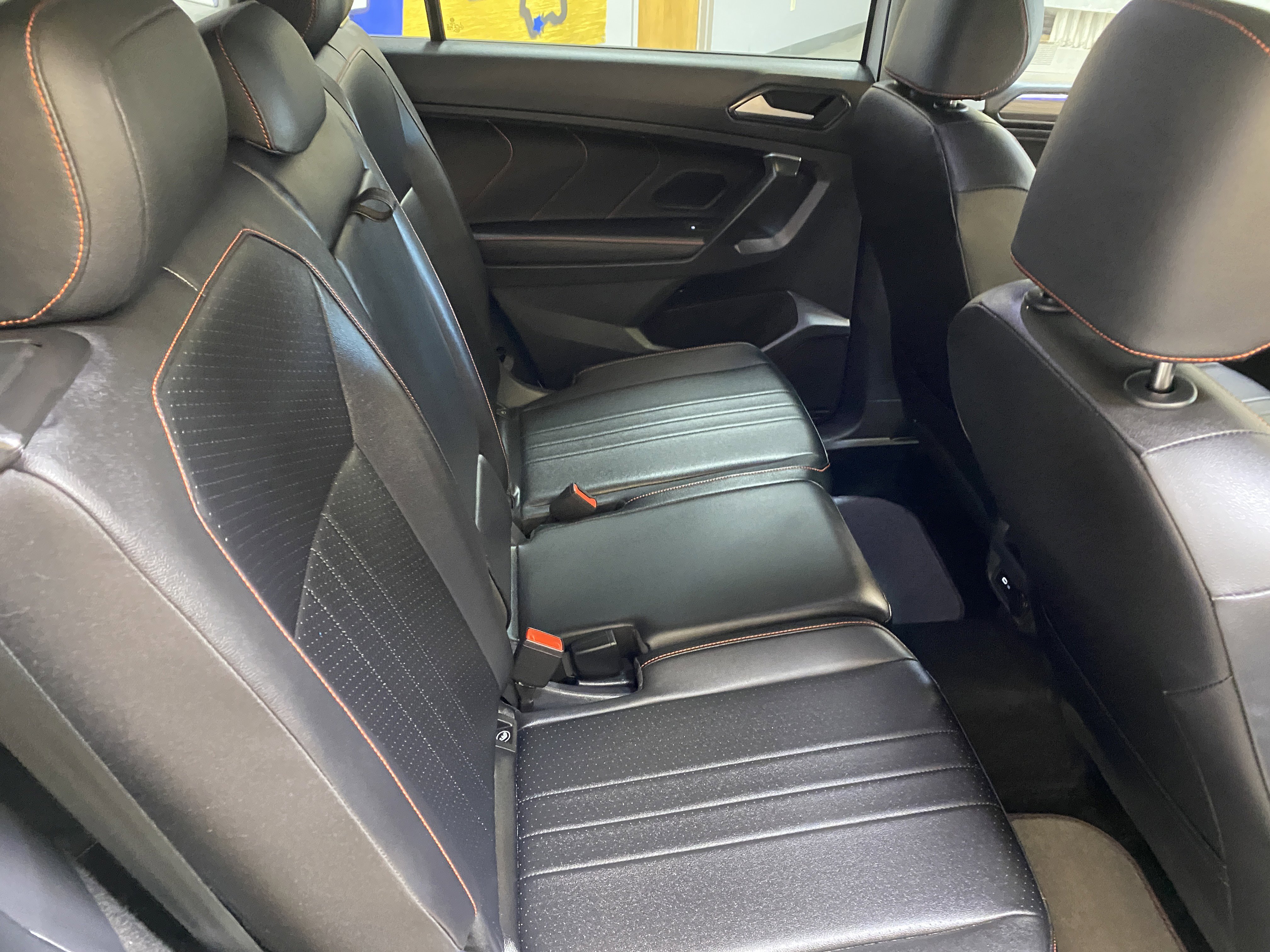 Used 2024 Volkswagen Tiguan SE image 24