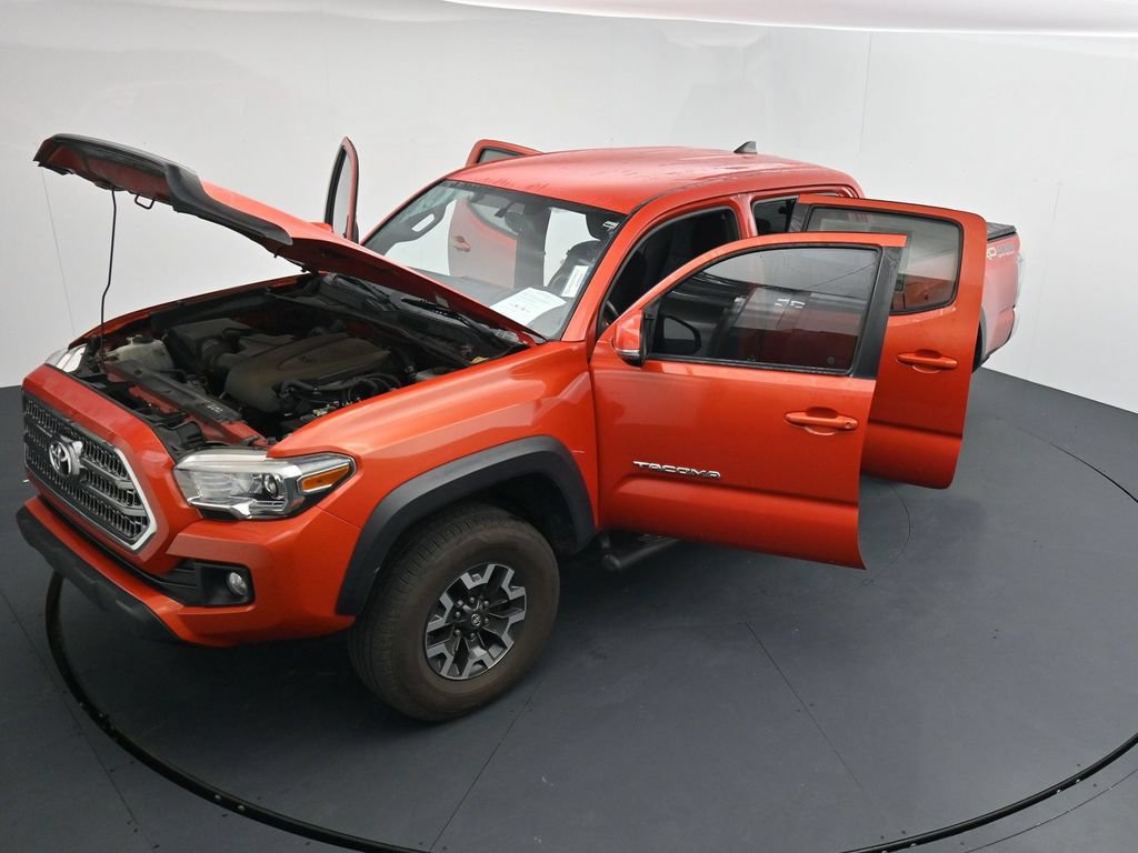 Used 2016 Toyota Tacoma TRD Off-Road w/ Towing Package AWD/4WD image 26