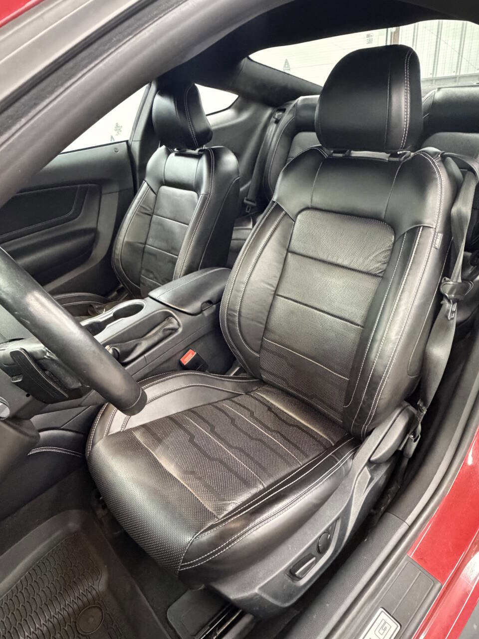 Used 2022 Ford Mustang Premium w/ Equipment Group 201A image 9