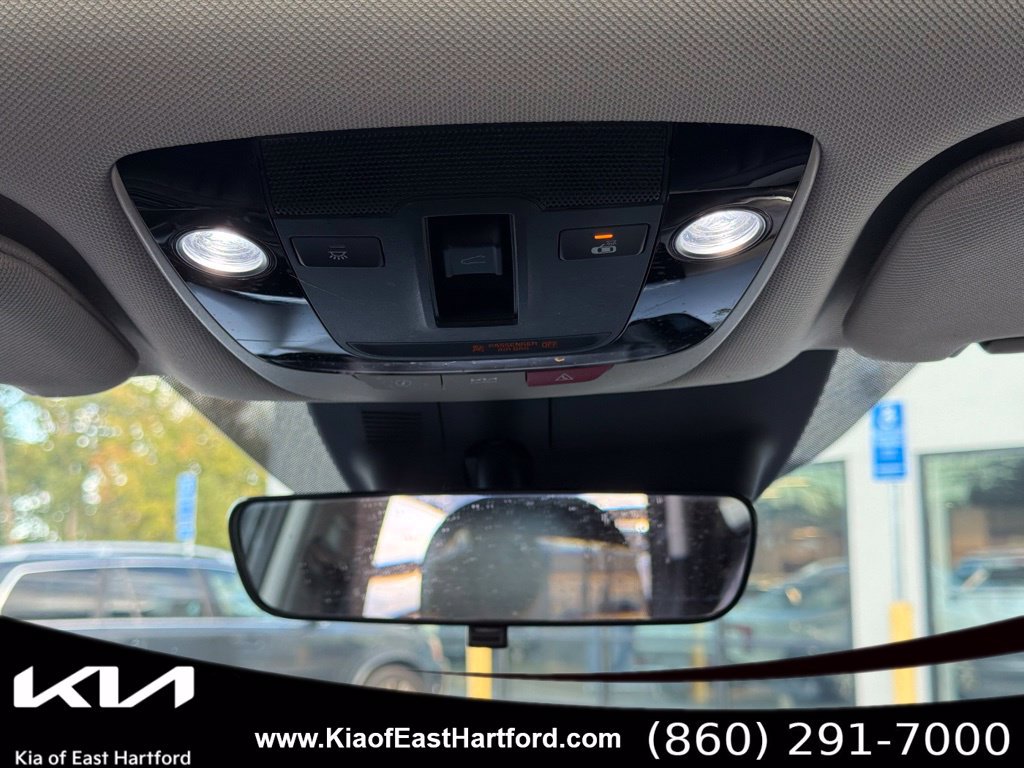 Certified 2023 Kia Sorento S w/ Panoramic Sunroof Package AWD/4WD image 29