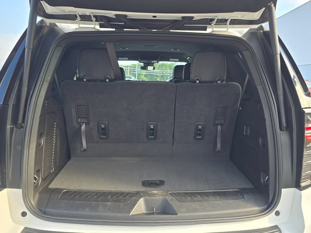 Used 2025 Chevrolet Tahoe LT RWD image 12