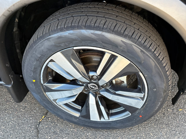 Certified 2023 Nissan Rogue SL w/ SL Premium Package AWD/4WD image 7