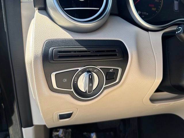 Used 2022 Mercedes-Benz GLC 300 4MATIC image 18