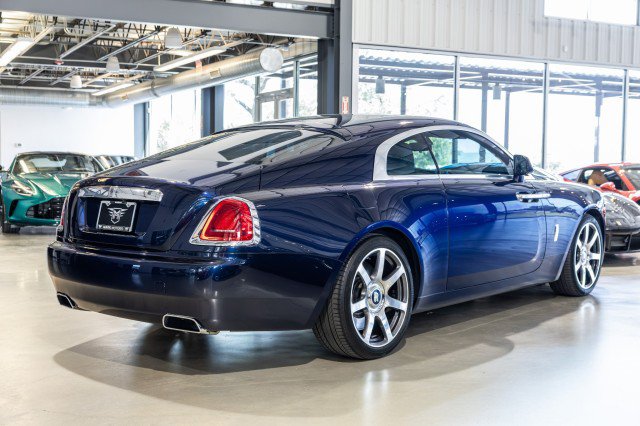 Used 2017 Rolls-Royce Wraith RWD image 6