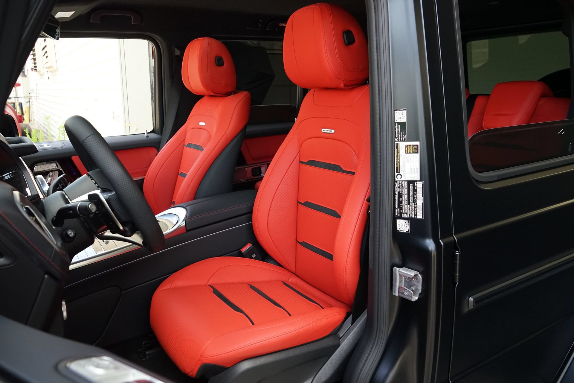 Used 2027 Mercedes-Benz G 63 AMG 4MATIC image 3