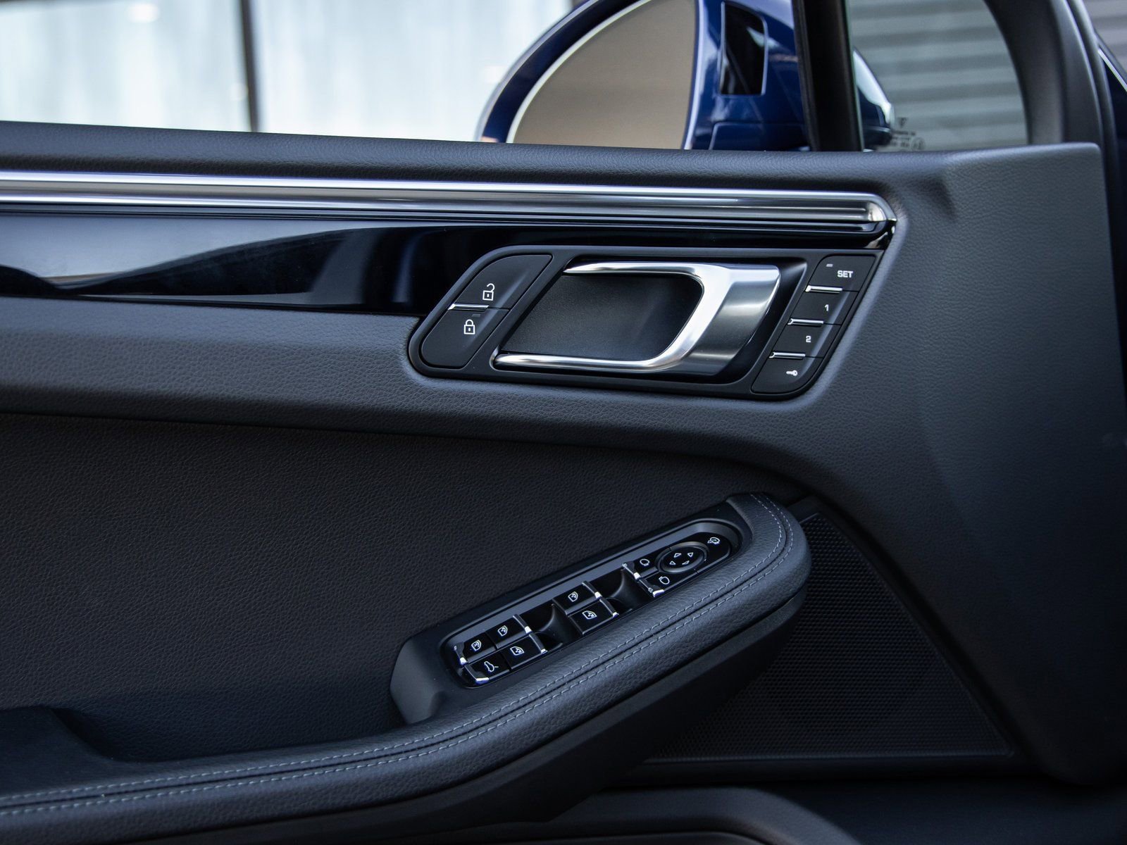 Certified 2026 Porsche Macan image 22