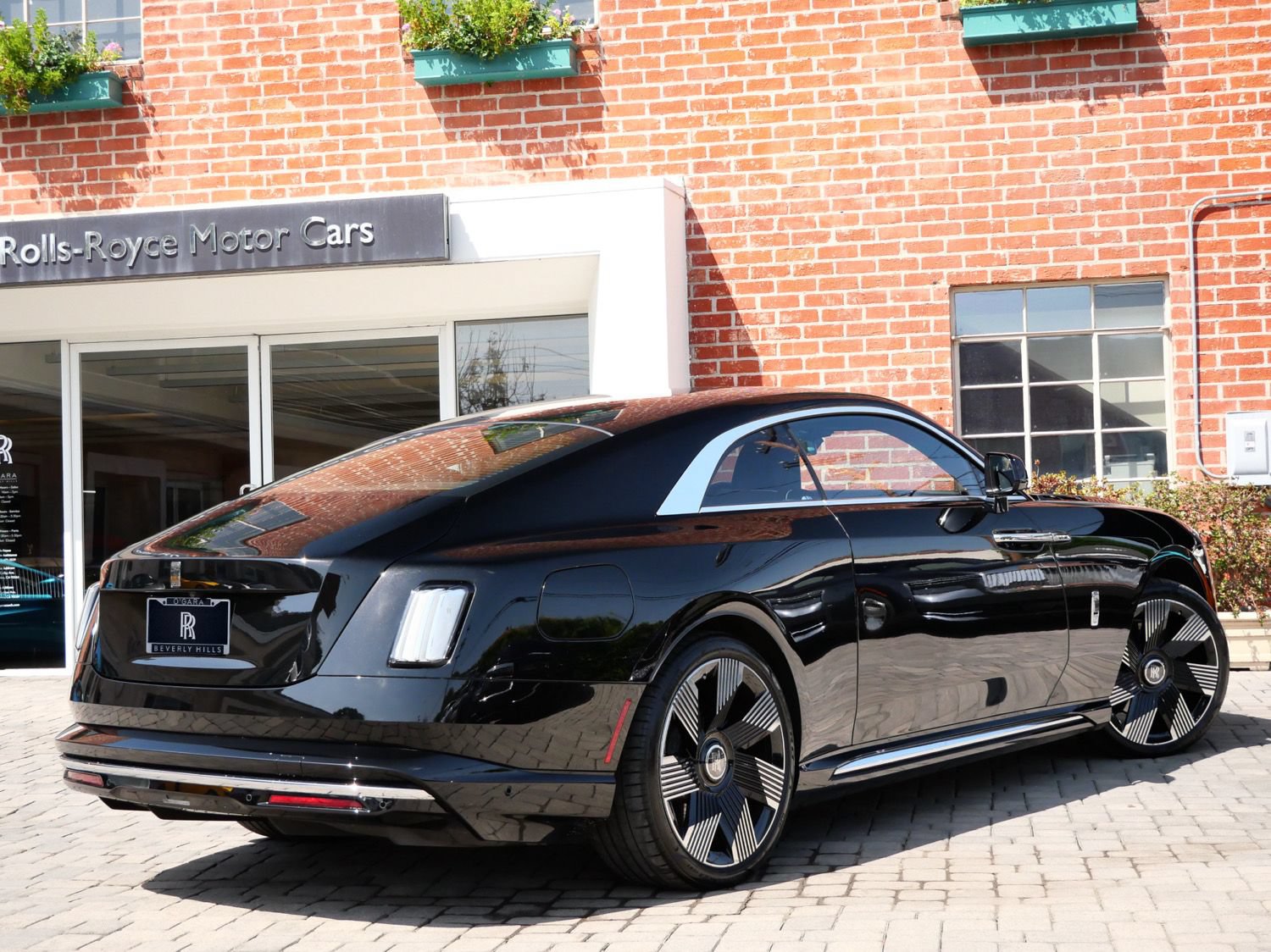 Certified 2025 Rolls-Royce Spectre w/ Spectre Launch Package AWD/4WD image 2