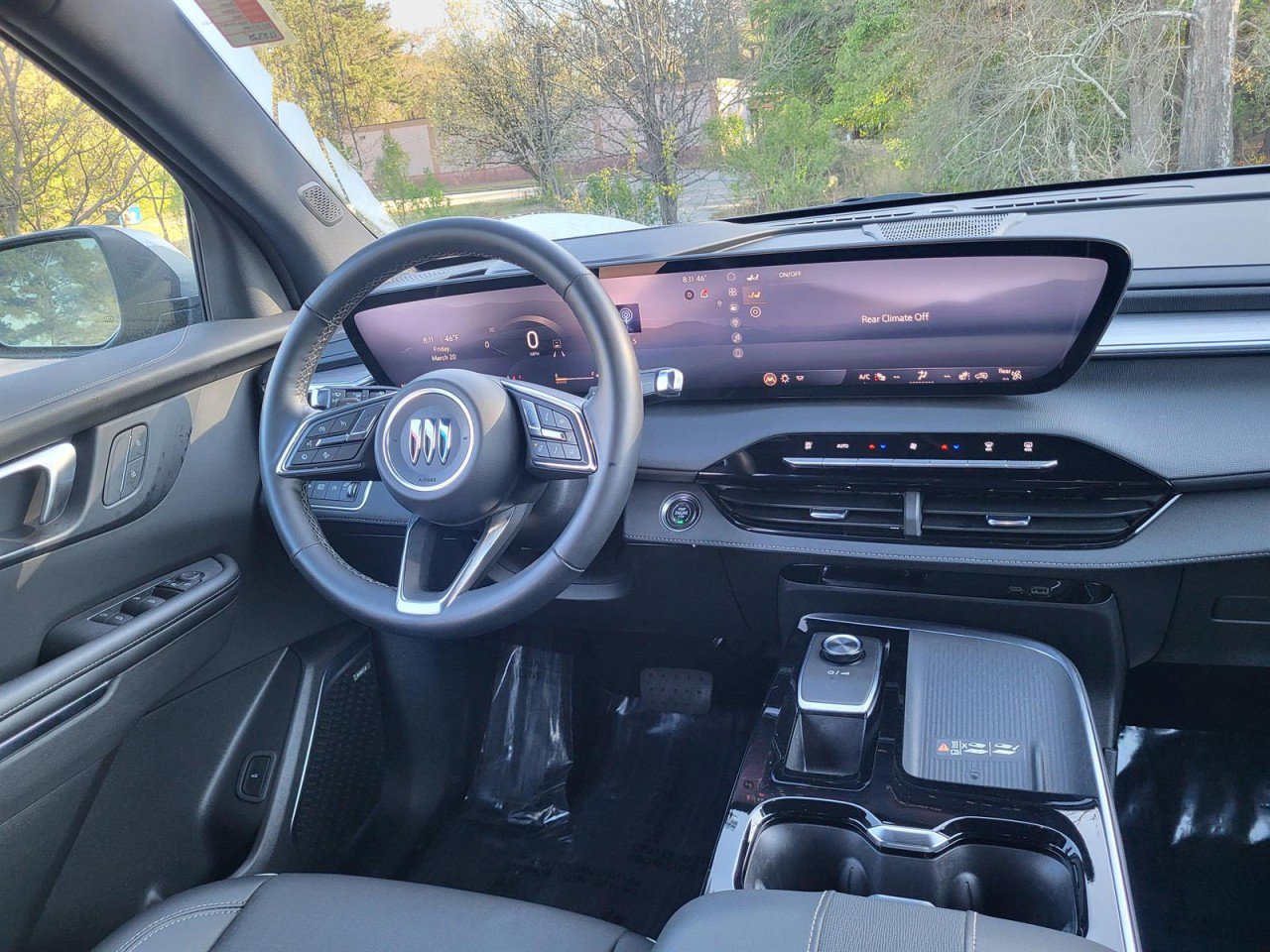 Used 2025 Buick Enclave Preferred image 16