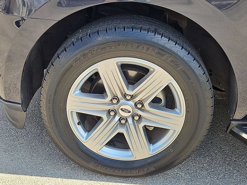 Used 2021 Ford Expedition XLT RWD image 13
