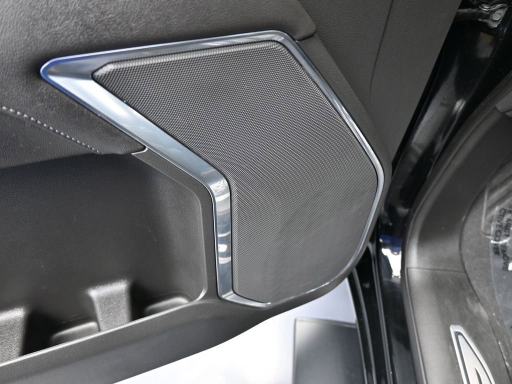 Used 2023 Chevrolet Silverado 1500 LT image 14