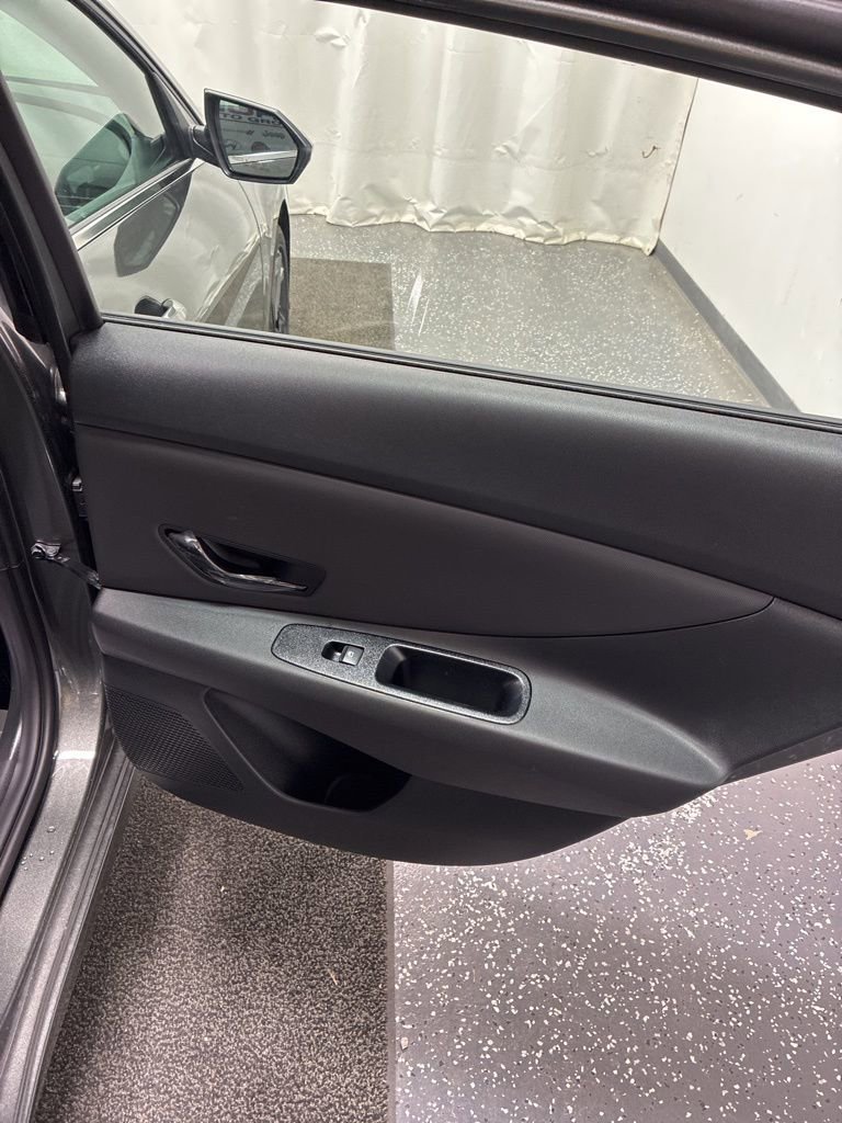 New 2026 Hyundai Elantra SEL Sport Premium FWD image 27