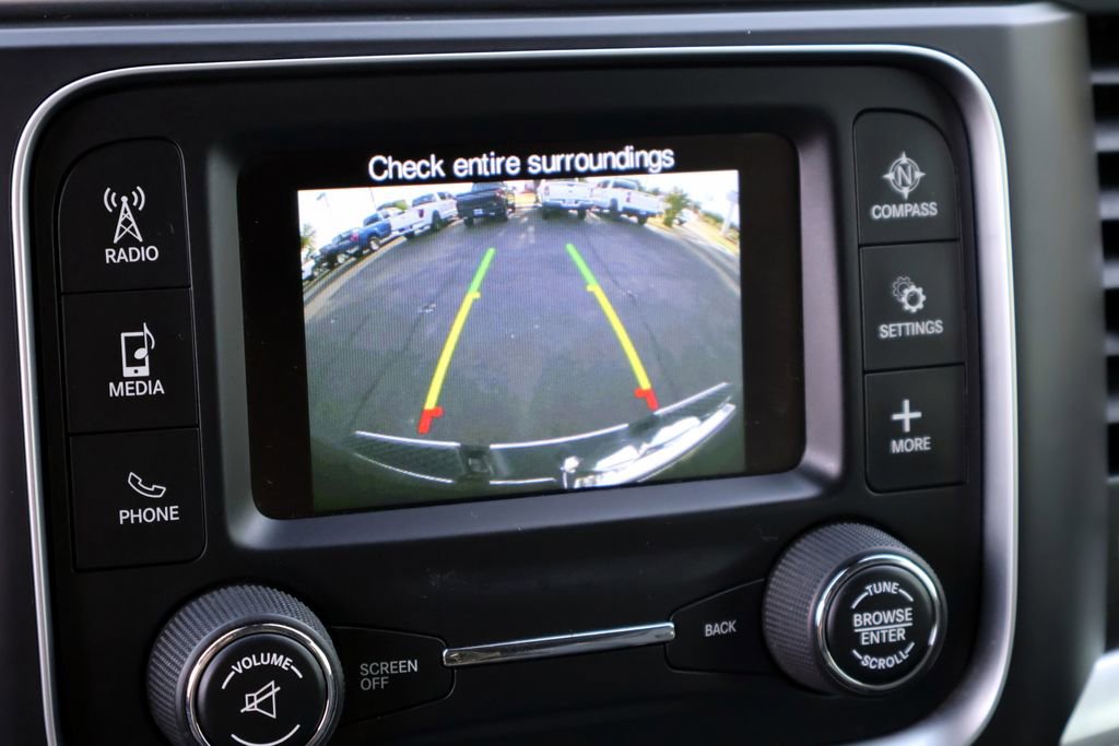 Used 2019 RAM 1500 Classic SLT AWD/4WD image 5