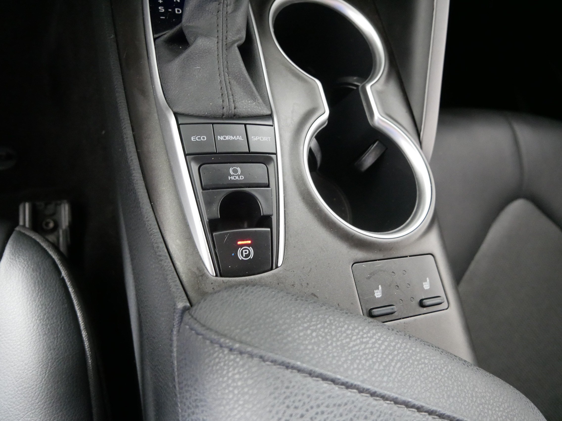 Used 2023 Toyota Camry XLE w/ Protection Package (Q2) (TMS) FWD image 30