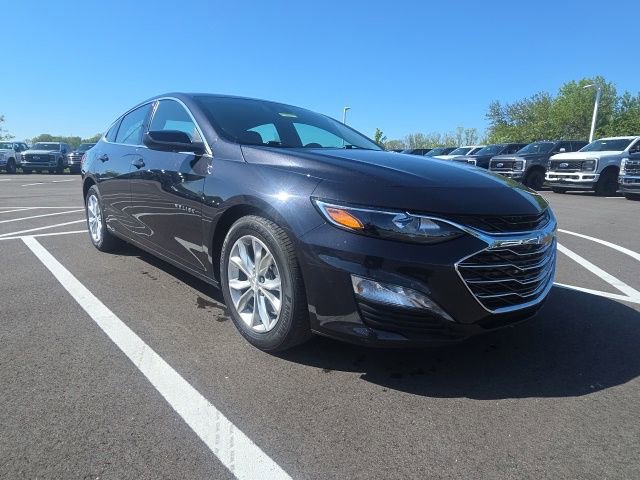 Used 2023 Chevrolet Malibu LT FWD image 1
