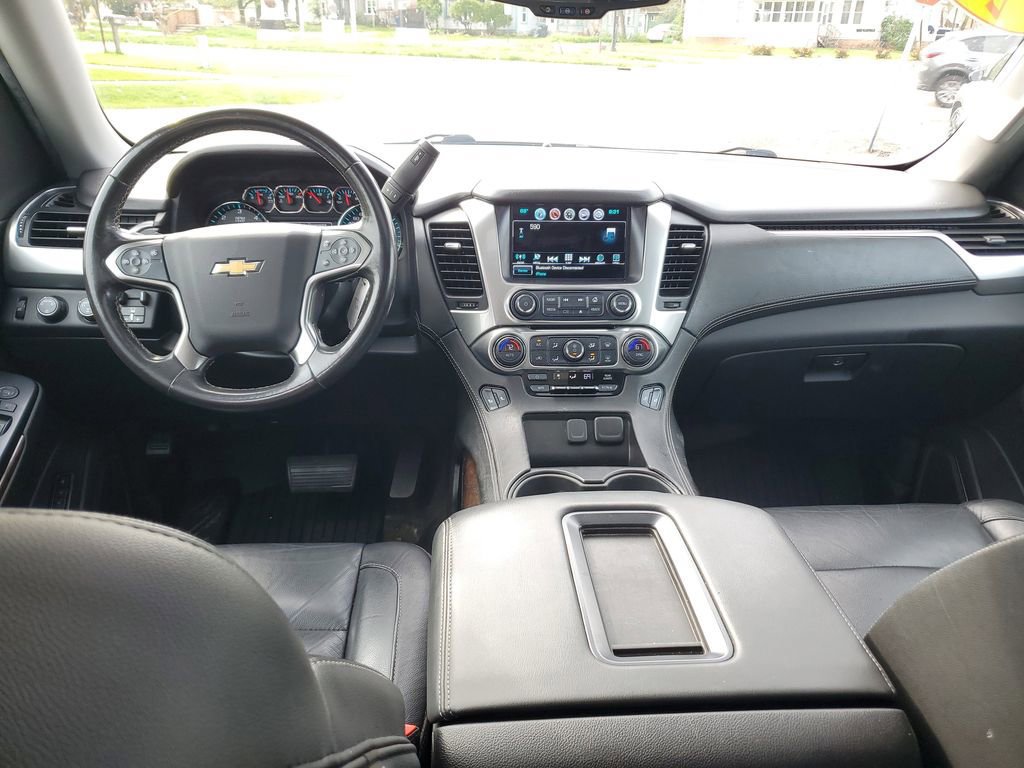 Used 2018 Chevrolet Suburban LT AWD/4WD image 11