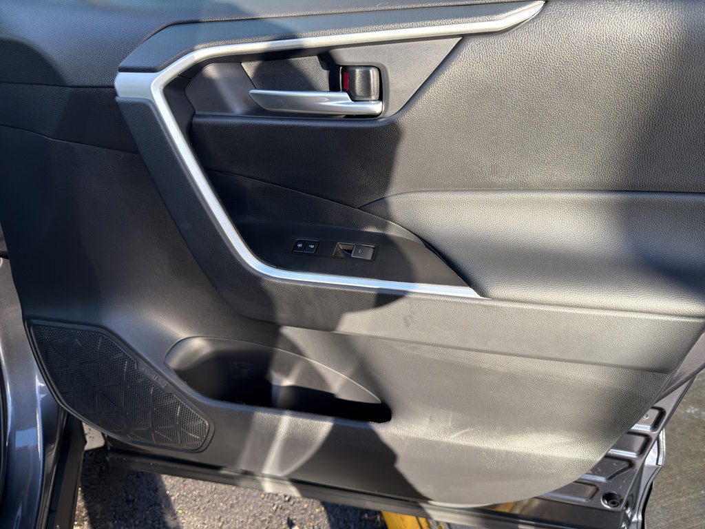 New 2025 Toyota RAV4 XLE w/ Convenience Package image 20