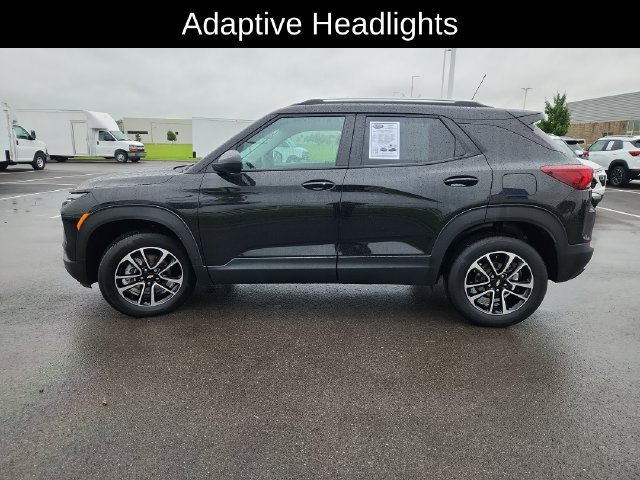 Used 2025 Chevrolet TrailBlazer LT AWD/4WD image 4