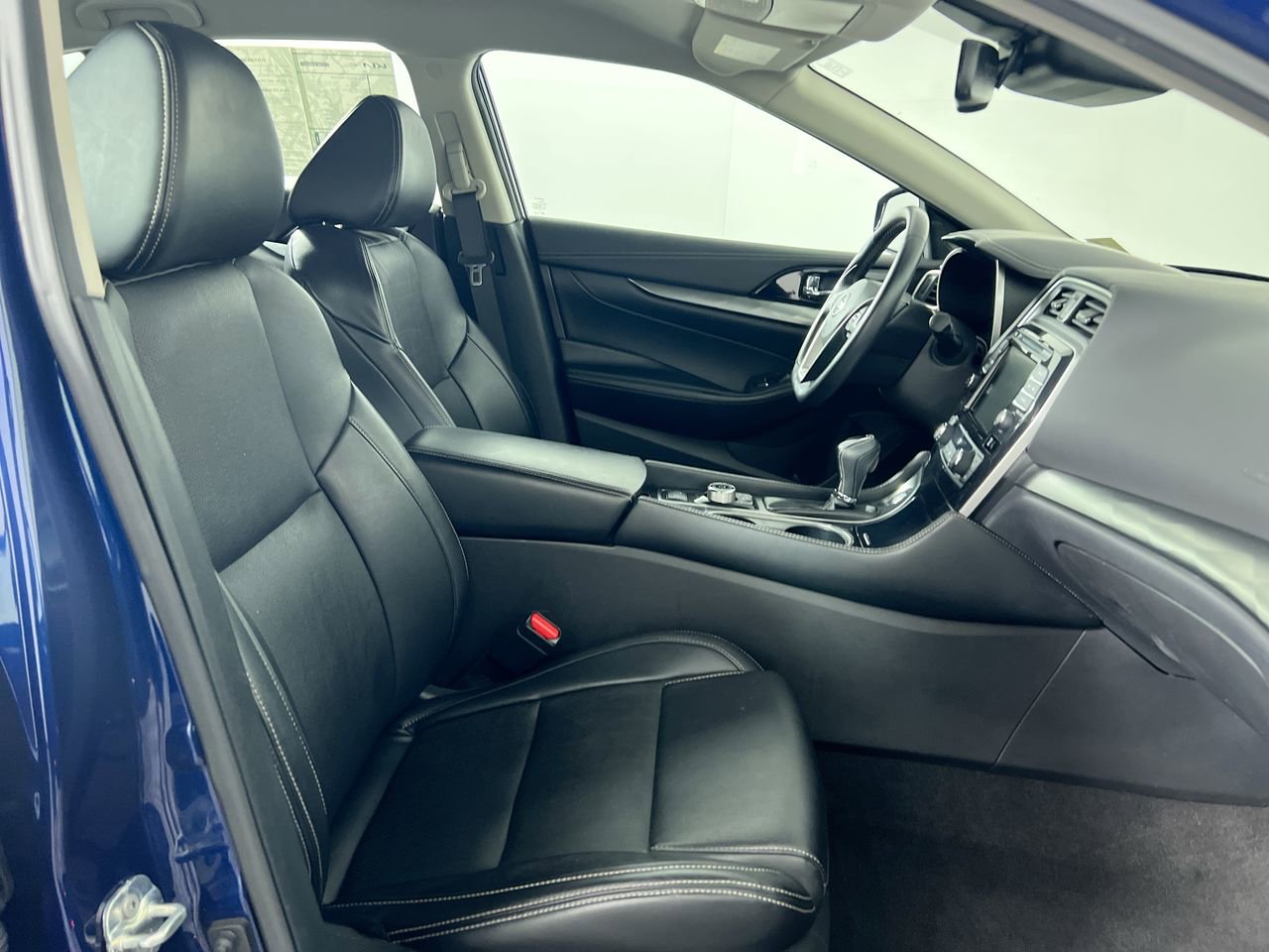 Used 2023 Nissan Maxima SV w/ Floor Mat Group FWD image 28