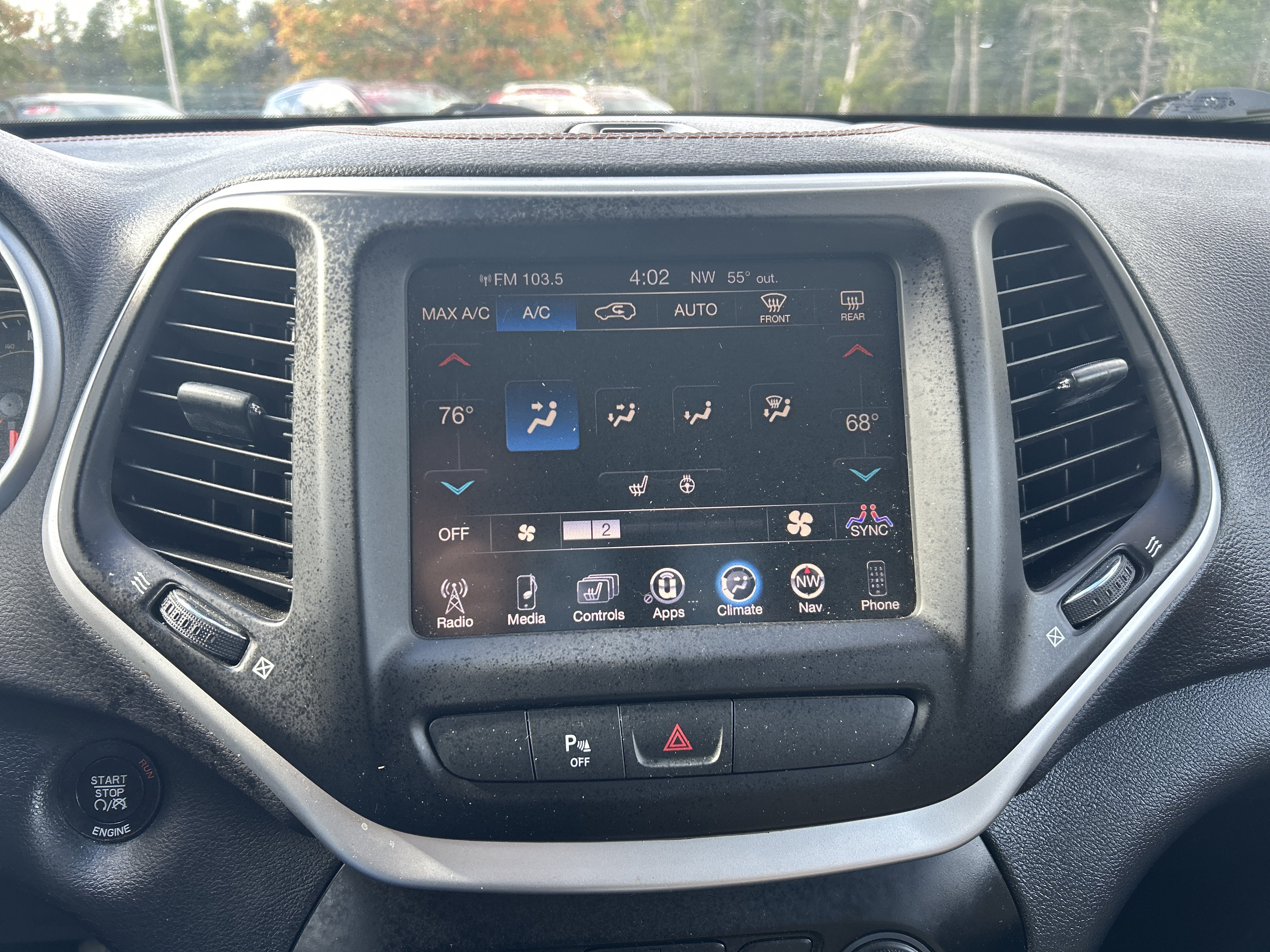 Used 2016 Jeep Cherokee Limited AWD/4WD image 17