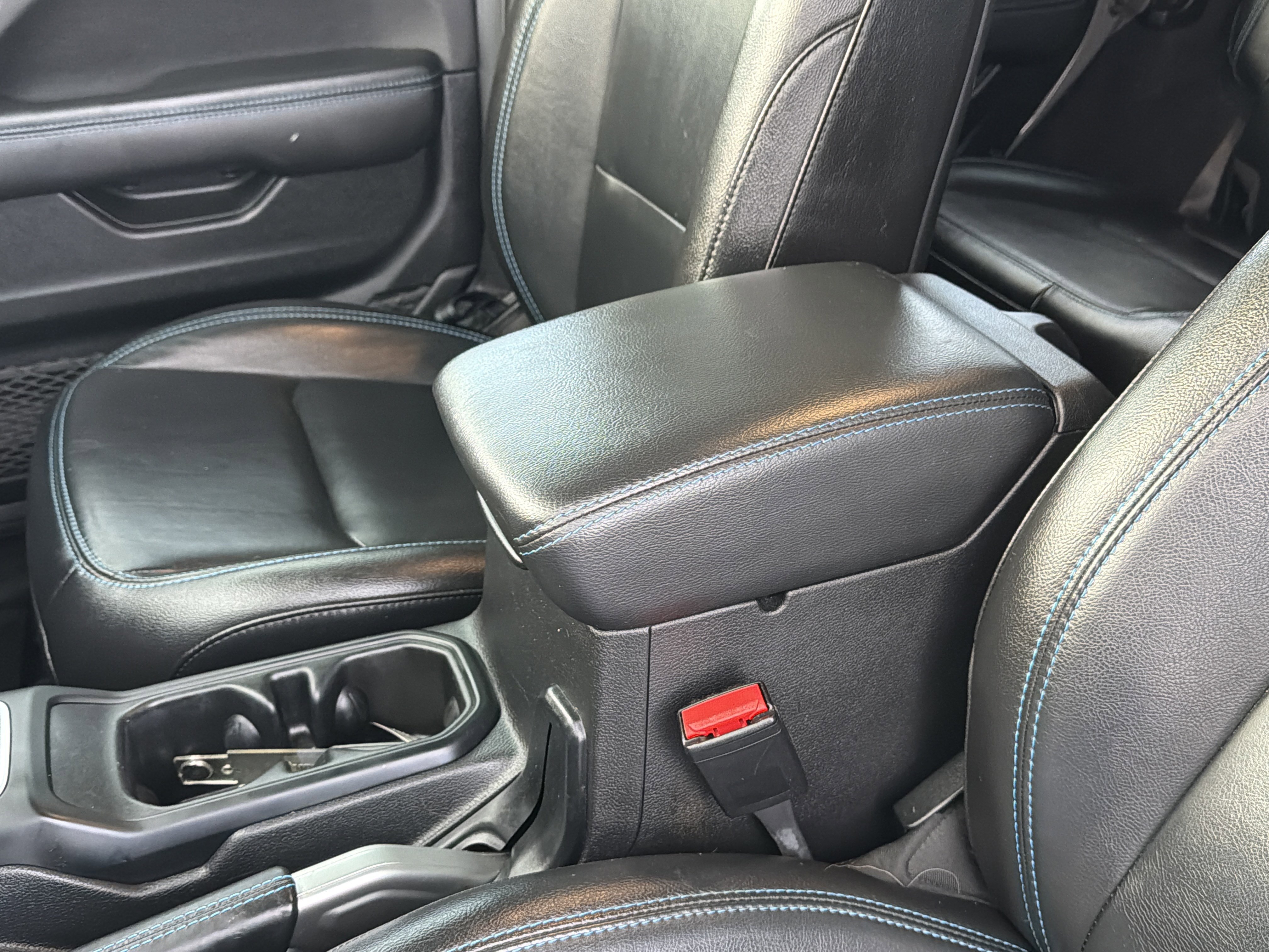 Used 2021 Jeep Wrangler Unlimited Rubicon 4xe w/ Steel Bumper Group image 17