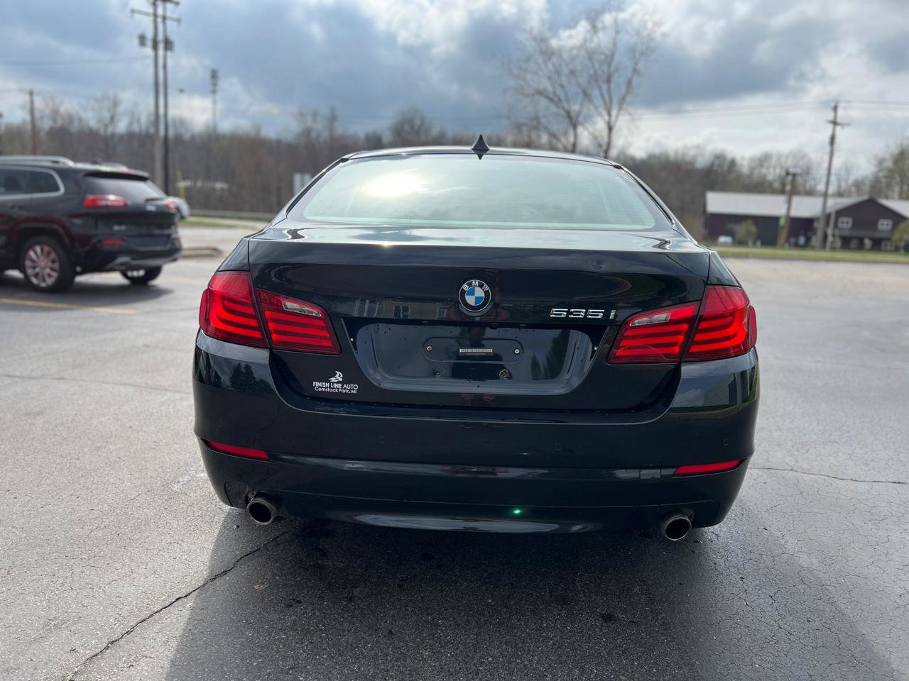 Used 2011 BMW 535i xDrive Sedan AWD/4WD image 6