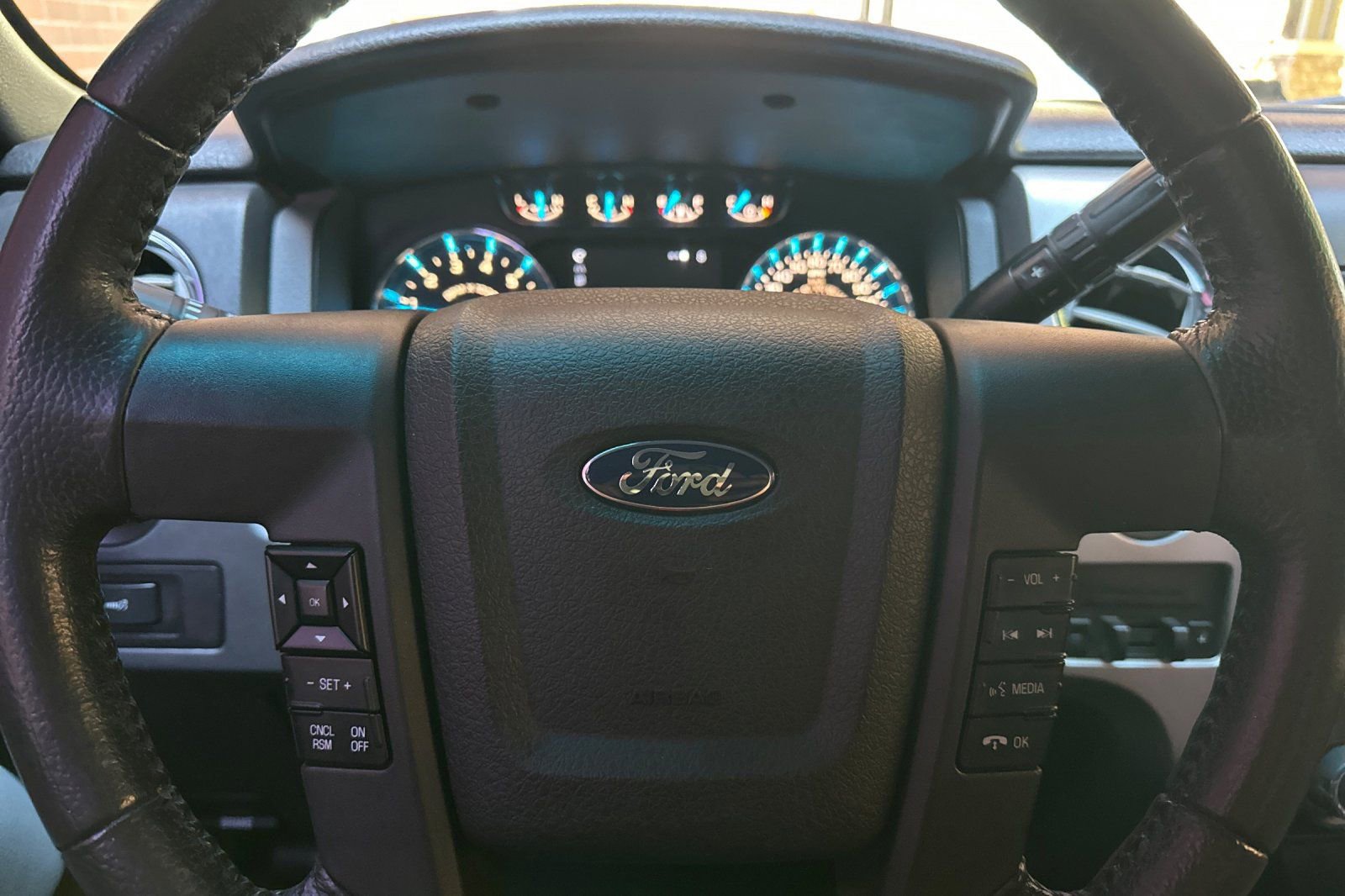 Used 2013 Ford F150 XLT w/ XLT Chrome Pkg AWD/4WD image 26