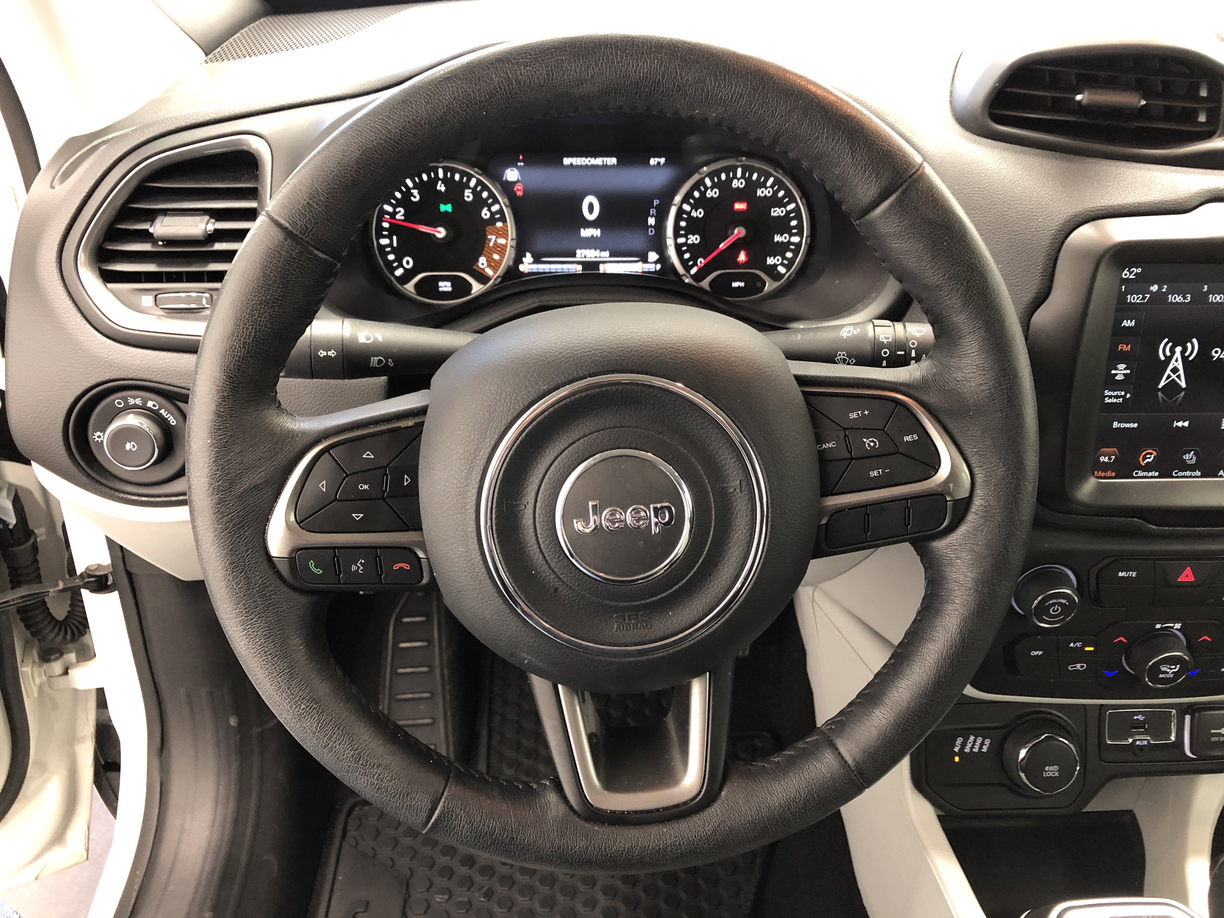 Used 2022 Jeep Renegade Limited AWD/4WD image 18