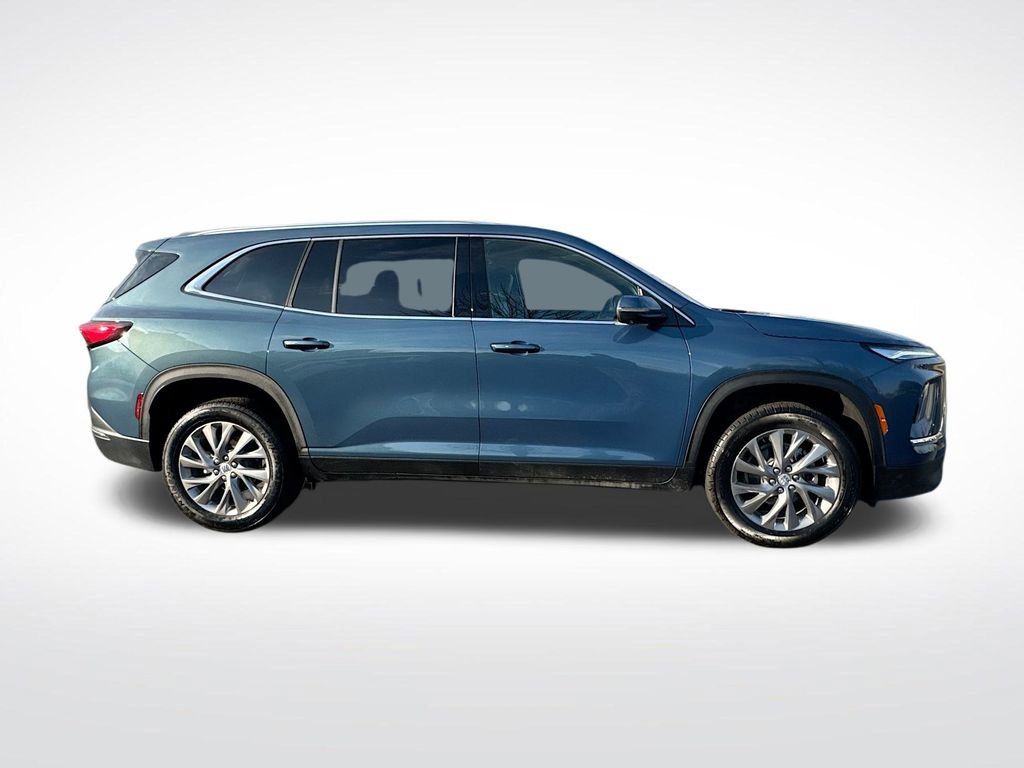 Used 2025 Buick Enclave Preferred image 8