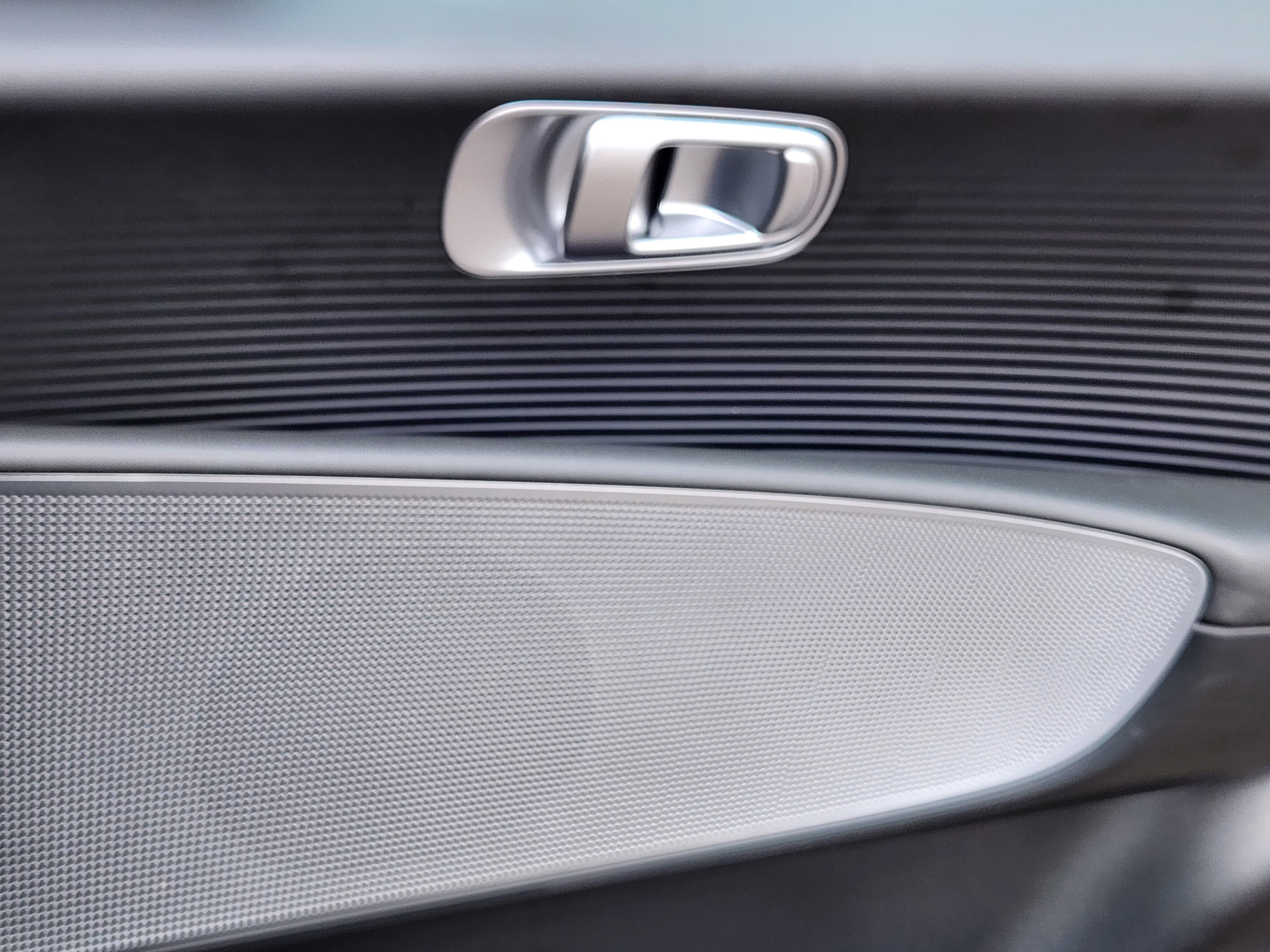 Used 2024 Hyundai Ioniq 6 SEL image 15