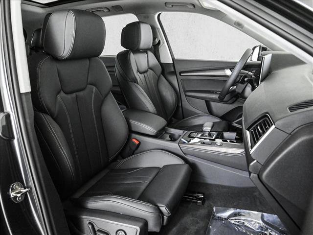 Certified 2025 Audi Q5 2.0T Premium Plus w/ Premium Plus Package image 22