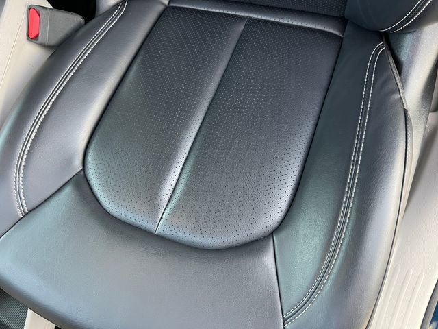Used 2023 Chrysler Pacifica Touring-L FWD image 12