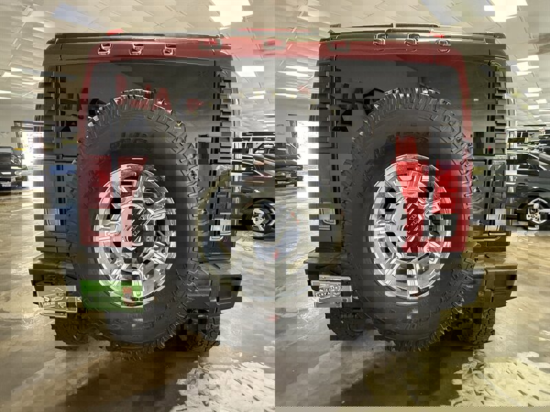 Used 2005 HUMMER H2 w/ Preferred Equipment Group image 6