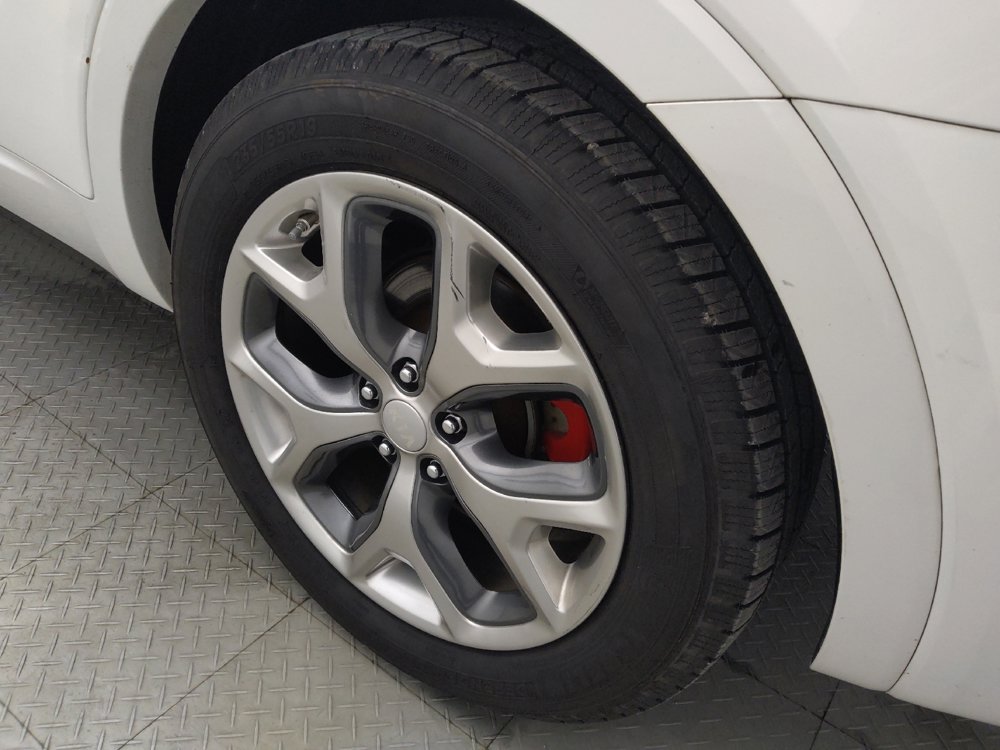 Used 2016 Kia Sorento SX image 31